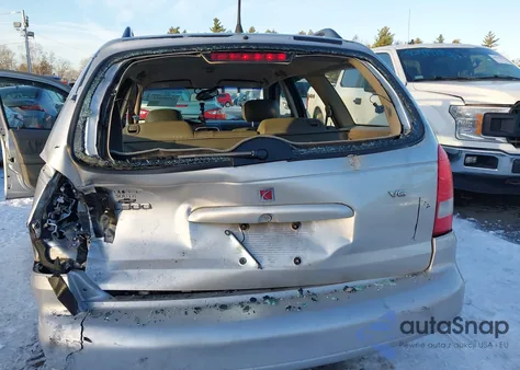 2004 Saturn L300 2 from USA, damaged, VIN 1G8JD84R74Y518379